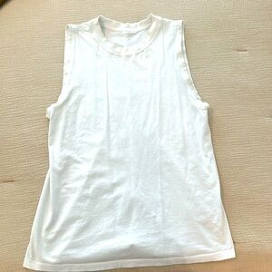 Lululemon tank